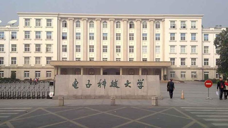 电子加工组装：揭秘价格构成与影响因素**